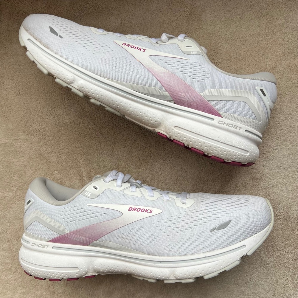 Brooks Ghost 15 Women 11.5 White Pink Running‎ Athletic Sneakers Neutral Cushion